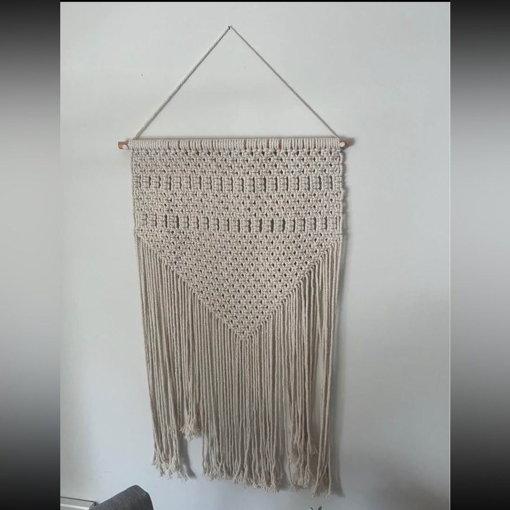 Macrame wall hanging